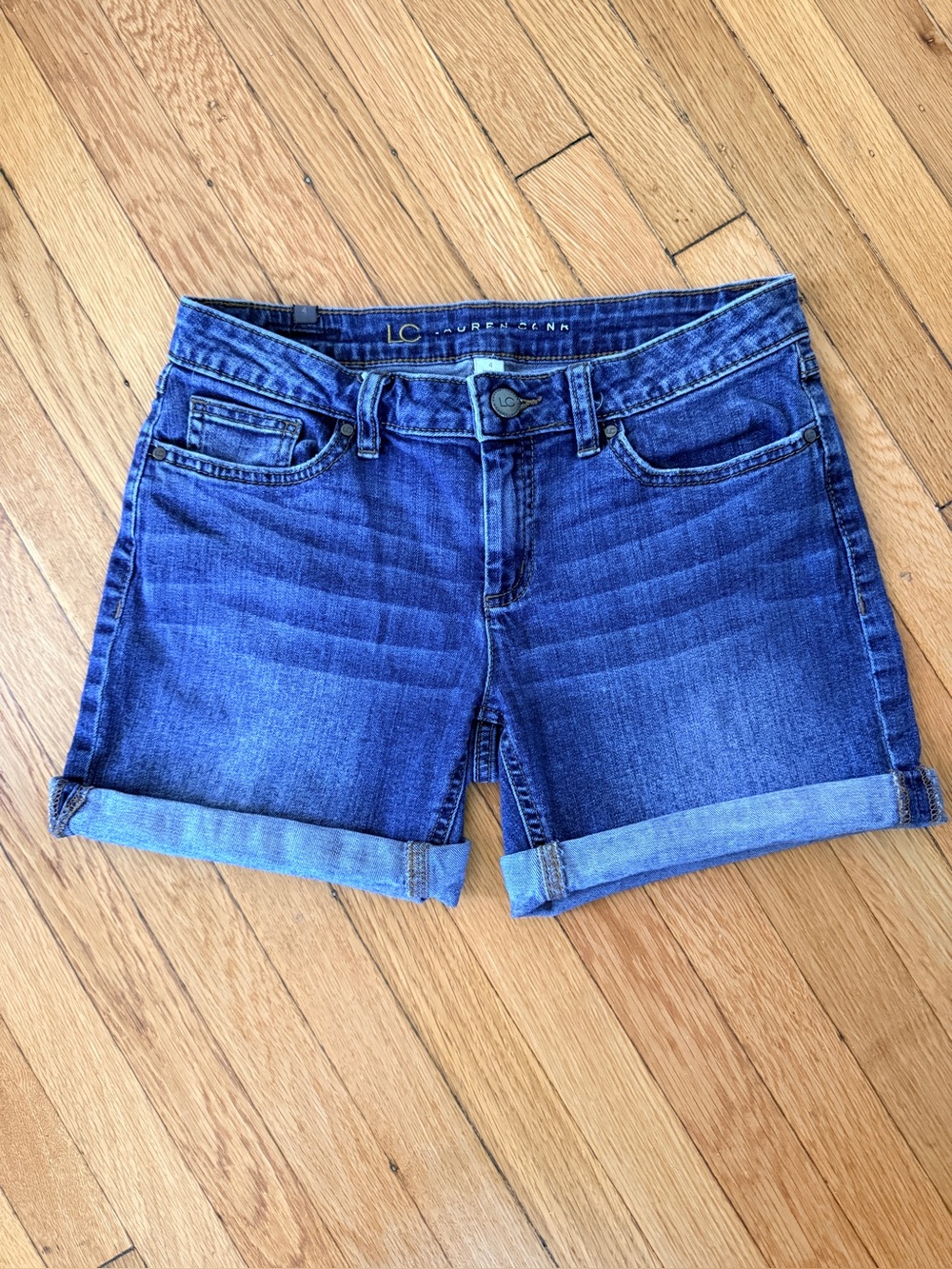 Lauren Conrad LC Size 4 Cuffed Denim Shorts Medium Wash Stretch